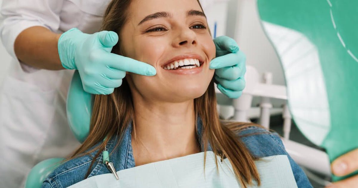 Orthodontist vs. Dentist: Understanding the Difference for Your Oral Health
